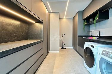 Apartamento &agrave; venda - 400m&sup2; - Meia Praia