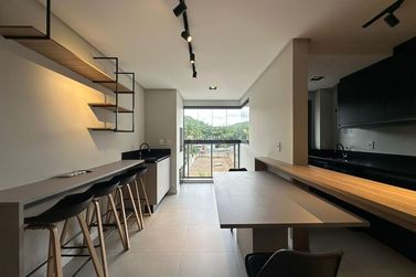 Apartamento &agrave; venda - 65m&sup2; - Praia Brava