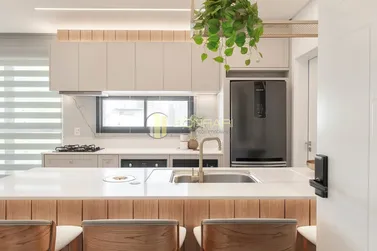 Apartamento &agrave; venda - 114m&sup2; - Meia Praia