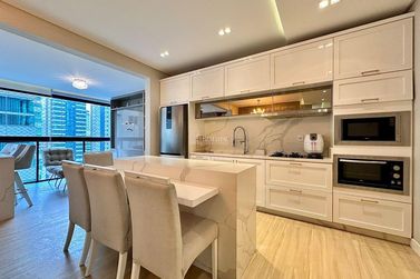 Apartamento &agrave; venda - 135m&sup2; - Andorinha
