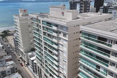 Apartamento &agrave; venda - 209m&sup2; - Centro