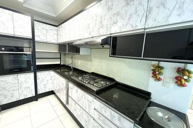 Apartamento &agrave; venda - Meia Praia