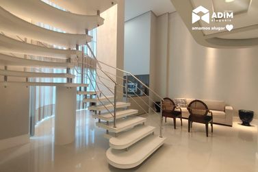 Apartamento para alugar - 230m&sup2; - Centro