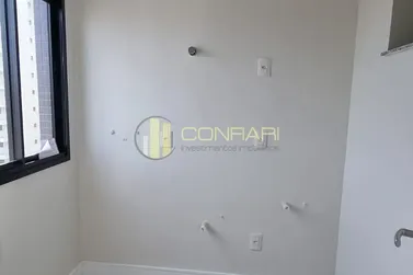 Apartamento &agrave; venda - 127m&sup2; - Meia Praia