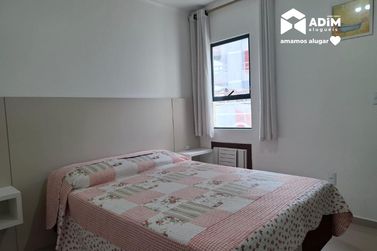 Apartamento para alugar - 140m&sup2; - Meia Praia