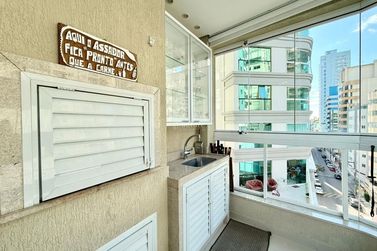 Apartamento &agrave; venda - 150m&sup2; - Meia Praia