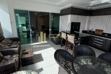 Apartamento para alugar - 182m&sup2; - Meia Praia