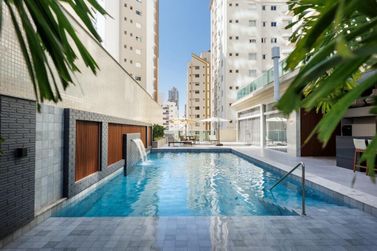 Apartamento &agrave; venda - 148m&sup2; - Meia Praia