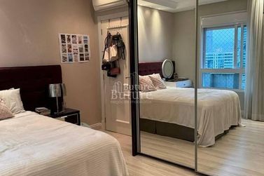 Apartamento &agrave; venda - Meia Praia