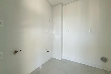 Apartamento &agrave; venda - 159m&sup2; - Meia Praia