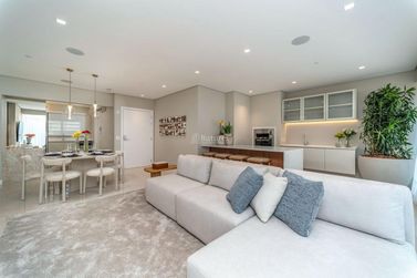 Apartamento &agrave; venda - 171m&sup2; - Centro