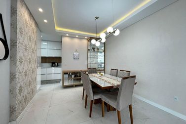 Apartamento &agrave; venda - 161m&sup2; - Meia Praia