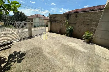 Casa &agrave; venda - 244m&sup2; - Ribanceira do Sul