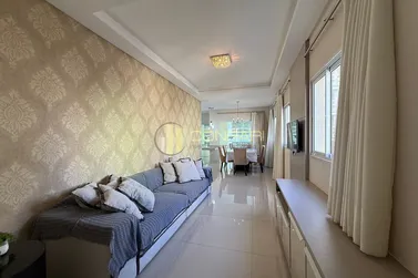 Apartamento &agrave; venda - 123m&sup2; - Meia Praia