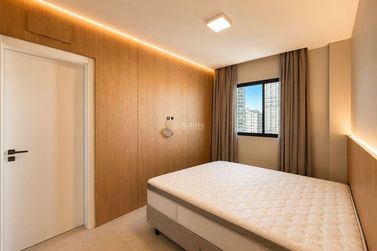Apartamento &agrave; venda - Meia Praia