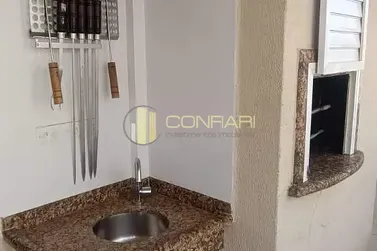Apartamento &agrave; venda - 135m&sup2; - Meia praia