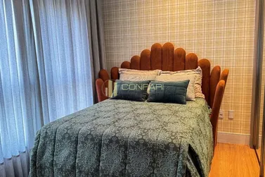 Apartamento &agrave; venda - 251m&sup2; - Meia Praia