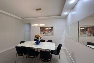 Apartamento &agrave; venda - Meia Praia