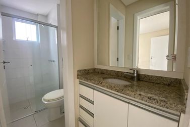 Apartamento para alugar - 120m&sup2; - Centro