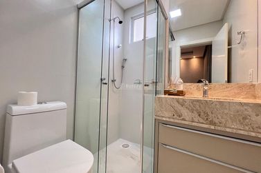 Apartamento &agrave; venda - 142m&sup2; - Meia Praia
