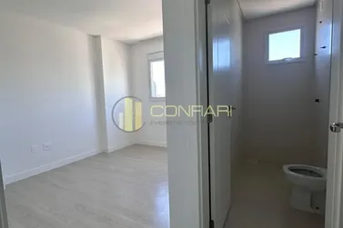 Apartamento &agrave; venda - 116m&sup2; - Meia Praia