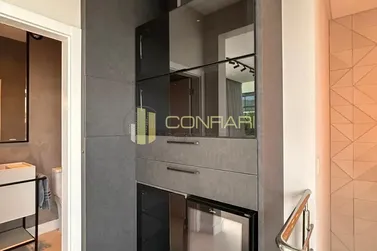 Apartamento para alugar - 258m&sup2; - meia praia