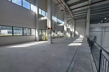 Sal&atilde;o Comercial para alugar - 1618m&sup2; - santa luzia