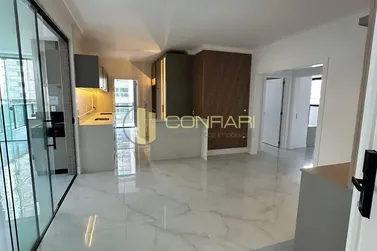 Apartamento &agrave; venda - 163m&sup2; - meia praia