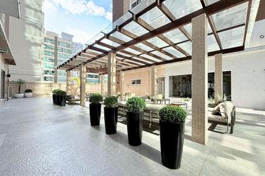 Apartamento &agrave; venda - 132m&sup2; - Meia Praia