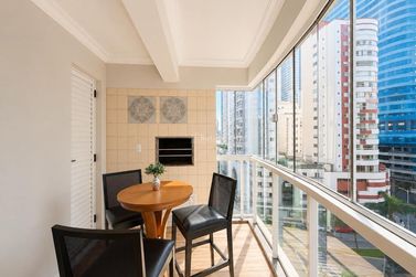 Apartamento &agrave; venda - 86m&sup2; - Centro
