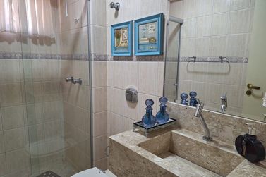 Apartamento &agrave; venda - 214m&sup2; - Meia Praia