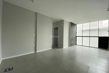 Loft &agrave; venda - 40m&sup2; - Meia Praia