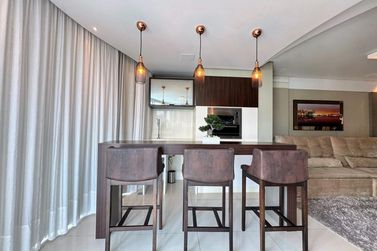 Apartamento &agrave; venda - 128m&sup2; - Centro