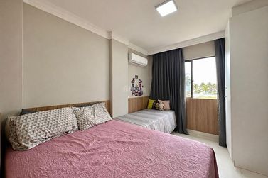 Apartamento &agrave; venda - 85m&sup2; - Meia Praia
