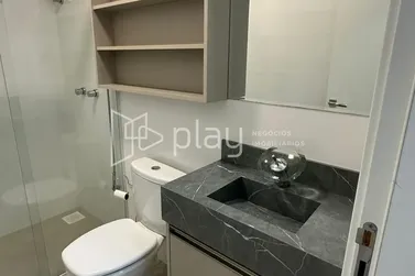 Apartamento &agrave; venda - 81m&sup2; - Meia Praia