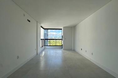 Apartamento &agrave; venda - 95m&sup2; - Meia Praia