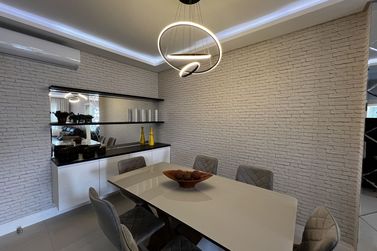 Apartamento &agrave; venda - 117m&sup2; - Meia Praia