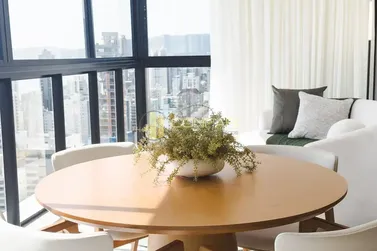 Apartamento &agrave; venda - 198m&sup2; - Meia Praia