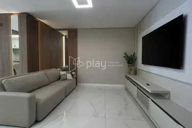 Apartamento &agrave; venda - 159m&sup2; - Meia Praia