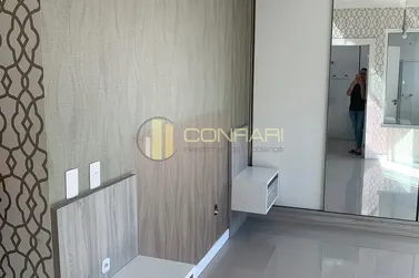 Apartamento para alugar - 150m&sup2; - Meia Praia