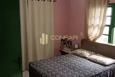 Casa &agrave; venda - 340m&sup2; - Meia Praia