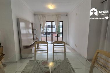 Apartamento para alugar - 75m&sup2; - Centro