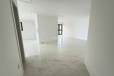 Apartamento &agrave; venda - 538m&sup2; - Centro