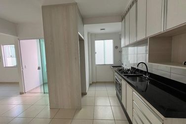 Apartamento para alugar - 60m&sup2; - Santa Regina