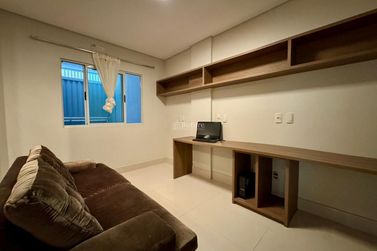 Apartamento &agrave; venda - 240m&sup2; - Meia Praia