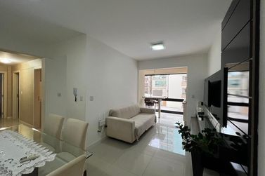 Apartamento para alugar - Meia Praia