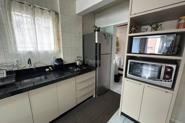 Apartamento &agrave; venda - Meia Praia