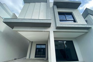Casa &agrave; venda - 200m&sup2; - 