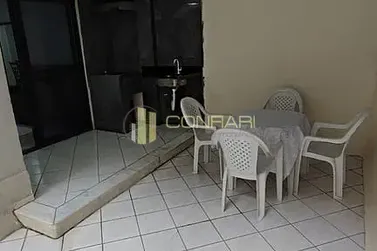 Apartamento &agrave; venda - 126m&sup2; - Meia Praia