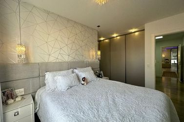 Apartamento &agrave; venda - 140m&sup2; - Meia Praia